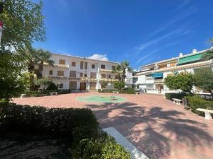 Relax Santa Pola, Piscina & Tenis