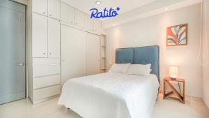 3B Torre KU 2BR Sofa OceanView Balcony PoolAccess