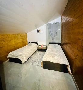 CASAWyW 4 apartament cu 5 camere