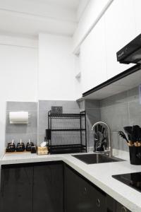 KILELESHWA, NEAR NGONG FOREST, ONE BEDROOM, FULLY FITTED KITCHEn