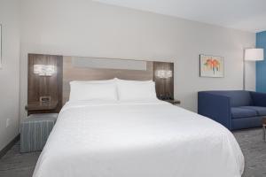 Holiday Inn Express & Suites Nampa - Idaho Center by IHG