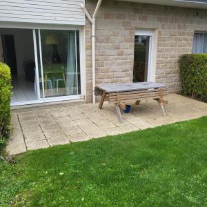"Les écrins", Grand T2 lumineux en bord de mer avec son jardin privé!