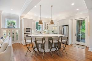 CUR767: 767 Curlew Court