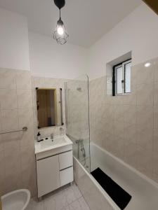 LouzaNook - Casa Miguel Bombarda Apt2