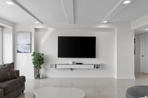 Solare Tower Paradise by the Sea