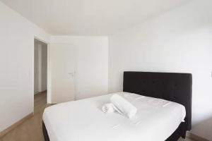 JBA 202 - KP - Bright apt for 4ppl in St Denis