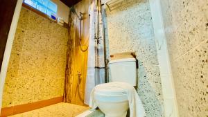 LADY GHAGHA ROOM RENTALs