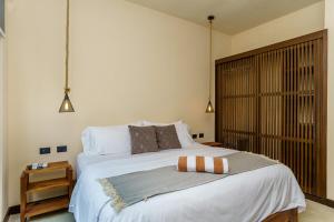 New! Gorgeous Tulum luxury villa with 2 pools