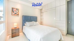 Torre KU 2BR Sofa Bed Balcony City Views