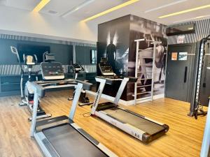 Apartamento 3 dormitórios quadra da praia