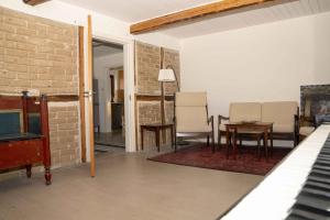 Renovated Country Home 50 M From The Sea