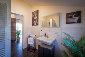 Modernes City Apartment in Lübbecke mit Terrasse