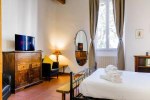 Elegantis Trastevere Comfortable Apartment in the Heart of Historic City
