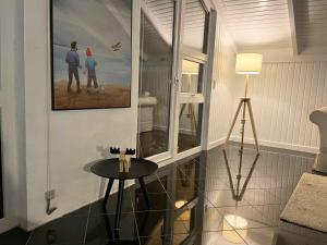 Elegant Home With Views Of Protected Landscape