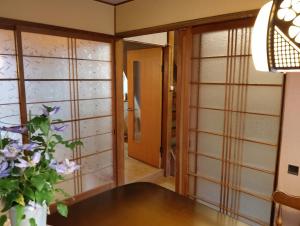 TotoKa 土々香, Kyomachiya, 8 mints from Kyoko Station