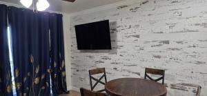 Light House Haven -steps 2 Beach!