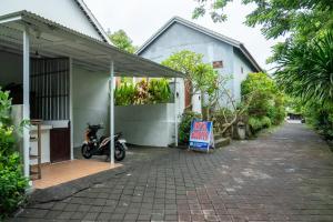 Dream Breeze Village