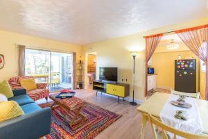 Boho Cocoa Beach 1BR Steps to Beach