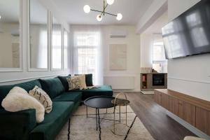 Contemporary Aparthotel 2-BR Flats Near Old Town Quiet & Serene