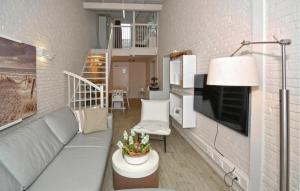 Lovely Apartment In Schiermonnikoog