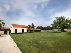 Holiday home in Krnica with barbecue