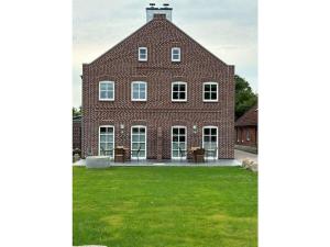 The Linnebargs, House 1