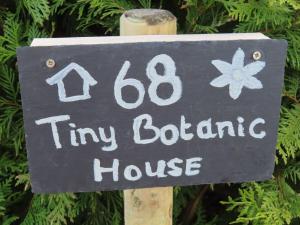 Tiny Botanic House
