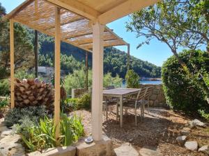 Apartments Stiniva Hvar - Studio Apartment With Terrace A2