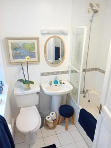 8 Brittas Bay Village