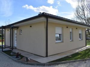 Holiday home in Zminj with swimming pool
