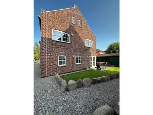 The Linnebargs, House 3