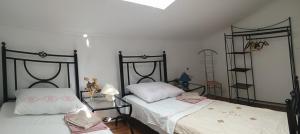 Apartments by the sea Novi Vinodolski - 2347