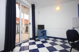 Apartments by the sea Kuciste - Perna, Peljesac - 4538