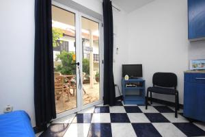 Apartments by the sea Kuciste - Perna, Peljesac - 4538