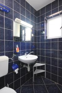 Apartments by the sea Kuciste - Perna, Peljesac - 4538