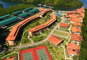 Seu Paraiso em Angra, Paz, Piscina e Natureza