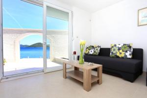 Apartments by the sea Klek, Neretva Delta - Usce Neretve - 10031