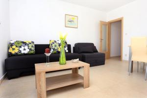 Apartments by the sea Klek, Neretva Delta - Usce Neretve - 10031