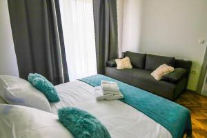 Apartments by the sea Nin, Zadar - 16428