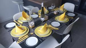 Apartments by the sea Nin, Zadar - 16428