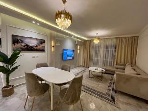 Madinaty, Elite apartment for families and couples only B11 garden view