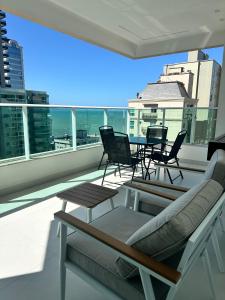 Cobertura Vista Mar-Premium na Meia Praia-12ºandar