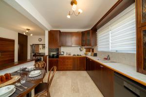 3 bedroom flat central, beach, walking streets