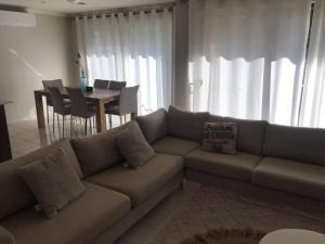 Geelong 3 Bedroom Lovely House