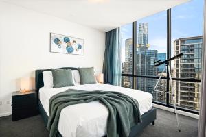 SouthBank SkyView L41 2B1B with Carpark, Pool, Gym, 24X7 Concierge, Security