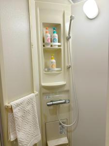 Spacious 38 square meter Suite with Separate Living Room and Bedroom, 2 Double Beds, JR and Osaka Metro Access