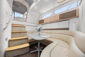 COSY FLOATING HOME IN Vancouver downtown