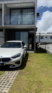 Casa Alto Padrão Com Piscina perto da praia