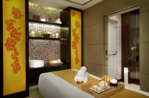 Stylish Stay at DAMAC Maison Cour Jardin Canalview