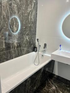 Віп апартаменти в районі автовокзалу,парковка,автономне опалення